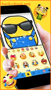 Cartoon Yellow Me Keyboard Theme screenshot