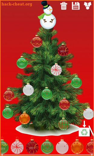 Christmas Ornaments and Tree screenshot