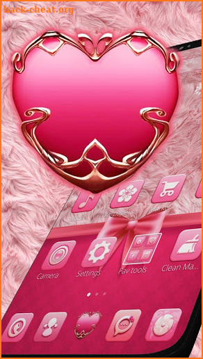 Cute Pink Fur Heart Theme screenshot
