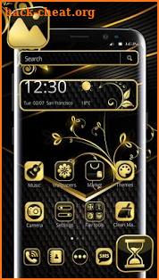 Decent Black Golden Theme screenshot