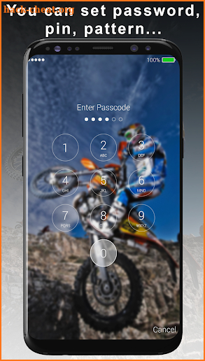Enduro Motorcycle Racing Lock Screen screenshot