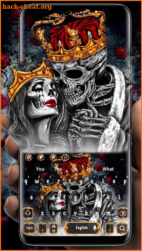 Gold skull King & Queen Keyboard Theme screenshot