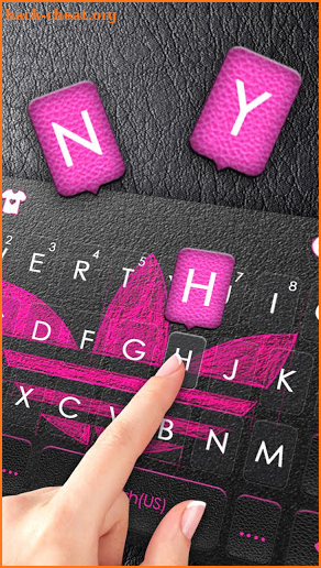 Hot Pink Leather Sports Keyboard Theme screenshot