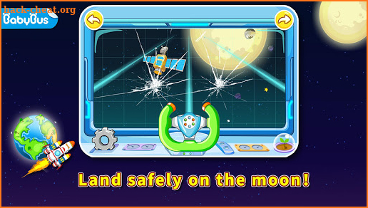 Little Panda Astronaut screenshot