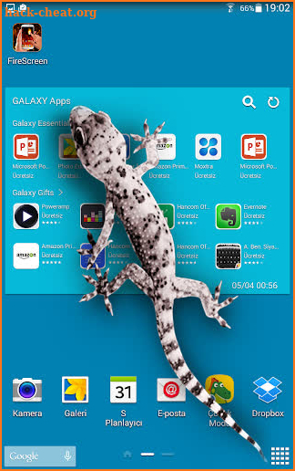 Lizard  on phone  prank screenshot