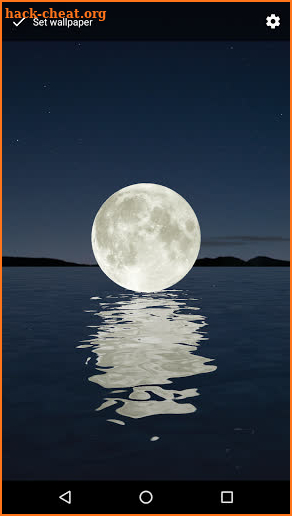 Moon Over Water Live Wallpaper screenshot
