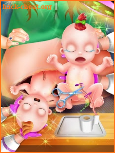 Newborn Twin Baby Mommy Pregnant Surgery screenshot