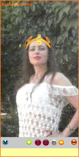 Photo style woman tiara free screenshot