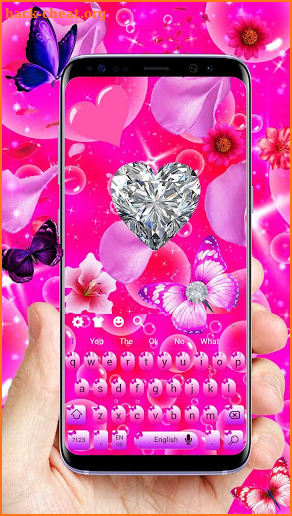 Pink Butterfly FREE Keyboard Theme screenshot