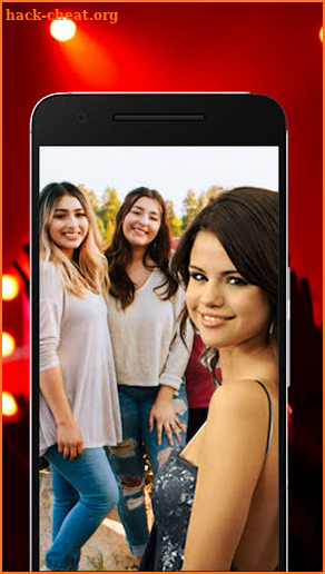 Selfie With Selena Gomez: Selena Gomez Wallpapers screenshot