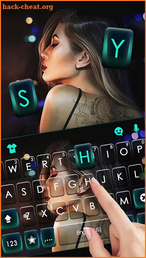 Sexy Tattoo Girl Keyboard Background screenshot