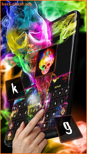 Smoke Colorful Skull Keyboard screenshot