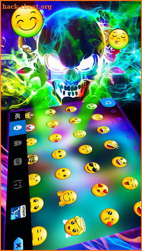 Smoke Colorful Skull Keyboard Theme screenshot