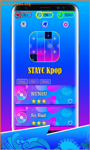 STAYC Piano Game screenshot