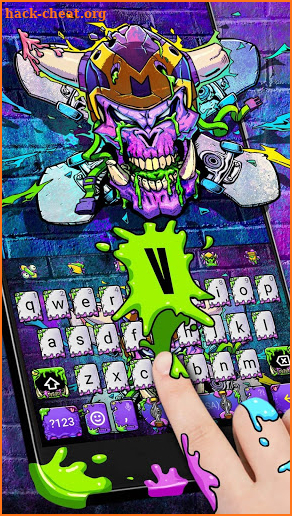 Street Graffiti Skull Keyboard Theme with Emojis screenshot