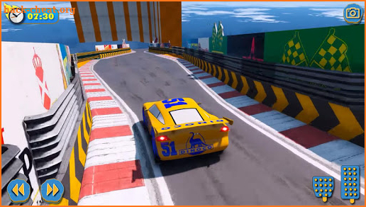 Superhero fabulous cars racing screenshot