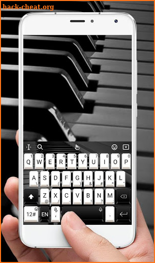 White Black Piano Style Keyboard Theme screenshot
