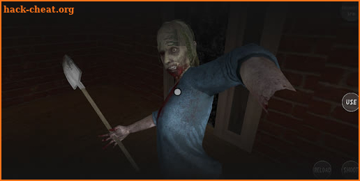 Zombie Granny creepy horror game screenshot