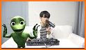 green alien dance piano tiles dame tu cossita 2018 related image